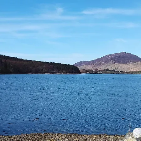 Rest And Recharge In Glen Holiday home Clifden